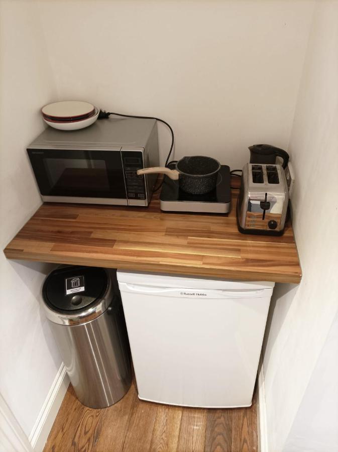 Mezzanine Style Studio Apartment 8 London Bagian luar foto